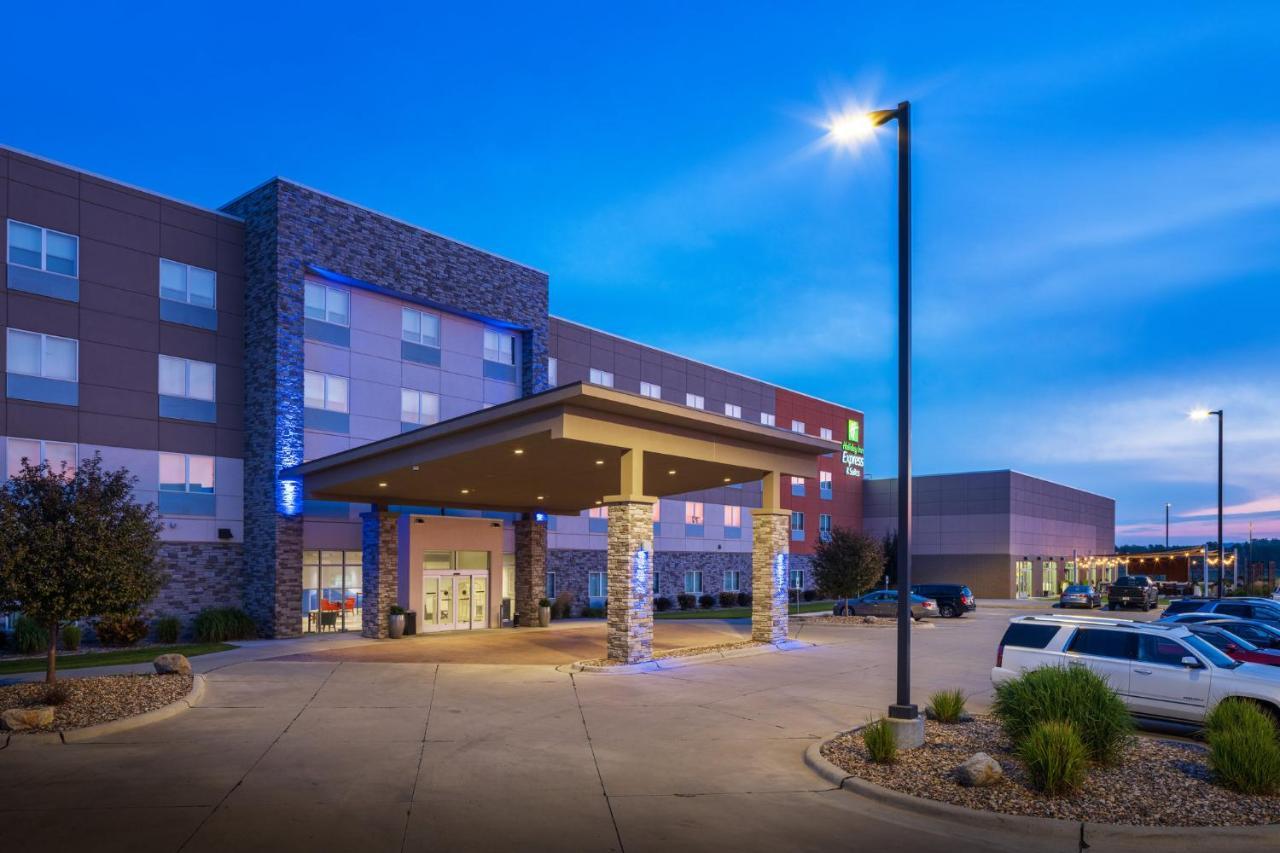 Holiday Inn Express & Suites Sioux City North - Event Center By Ihg Dakota Dunes Exteriör bild